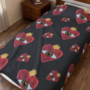Heart Eye Velveteen Plush Blanket